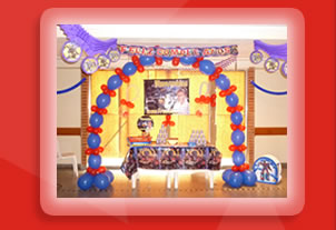 Gimnasio infantil, payasos, mimos y talleres recreativos.
